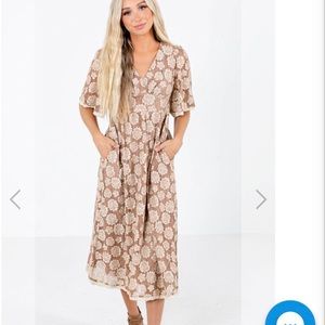NWT Bella Ella Midi Dress